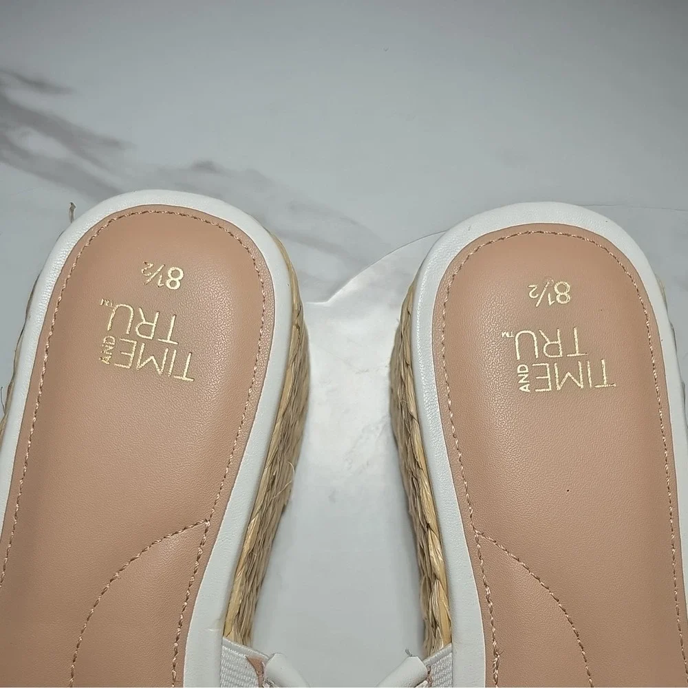 Time And Tru‎ Women's White Synthetic Wedge Slide Sandals Size 8.5